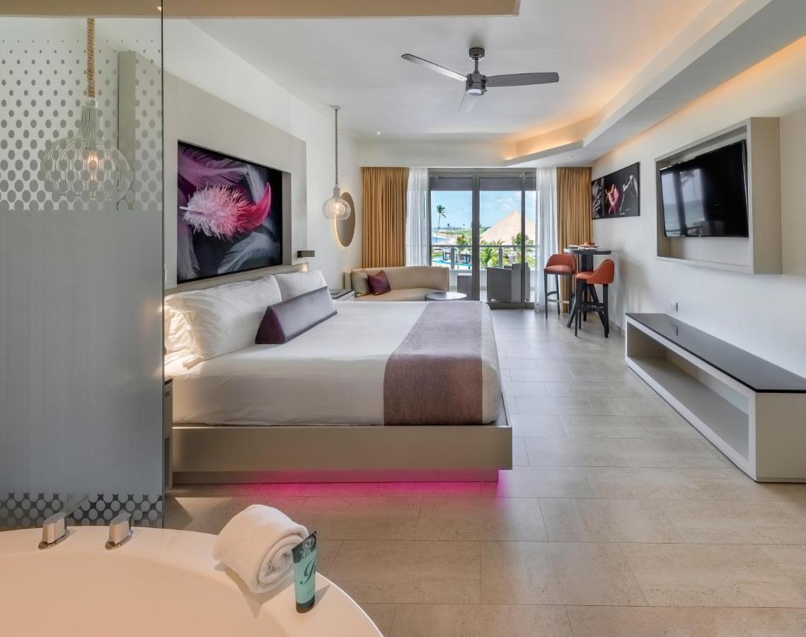 Suite Júnior Luxo Vista Oceano Diamond Club