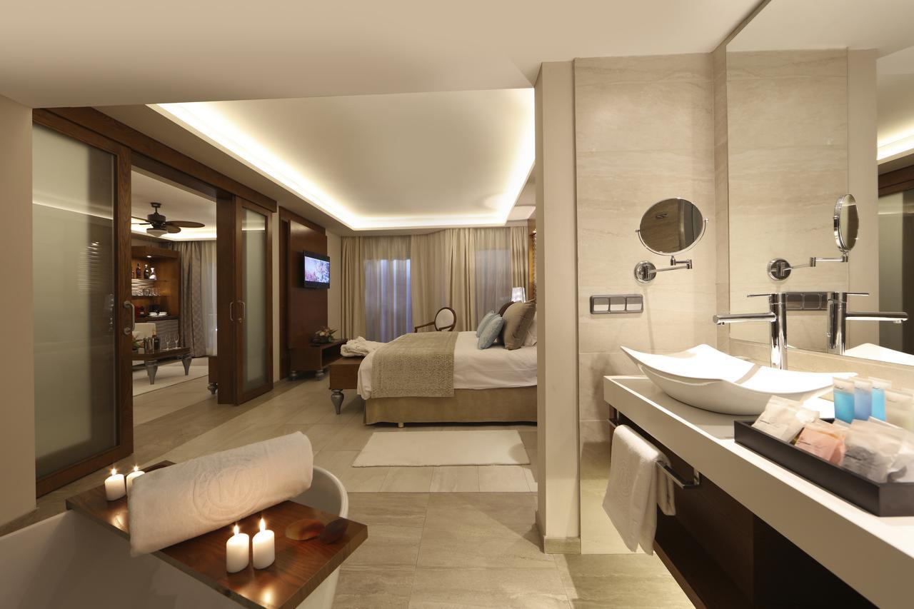 Suite Mirage Club com Vista Mar, Vista Mar, Banheira de Hidromassagem Exterior e Acesso Wi-Fi Gratuito - Maiores de 18 Anos
