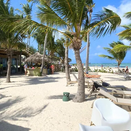 Blue Mare Deluxe Bavaro Villas - Beach Suites, Concierge Service & Spa-3